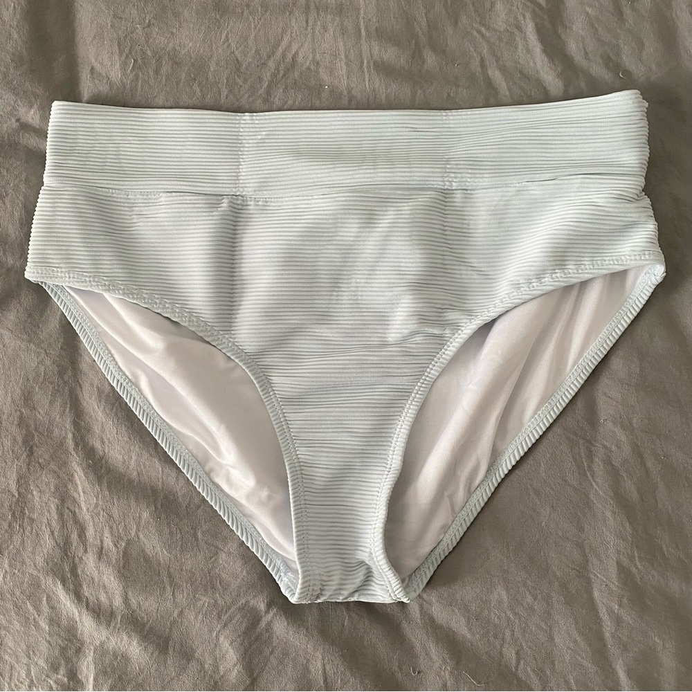 Nani Textured Sea Foam Midrise Bottom